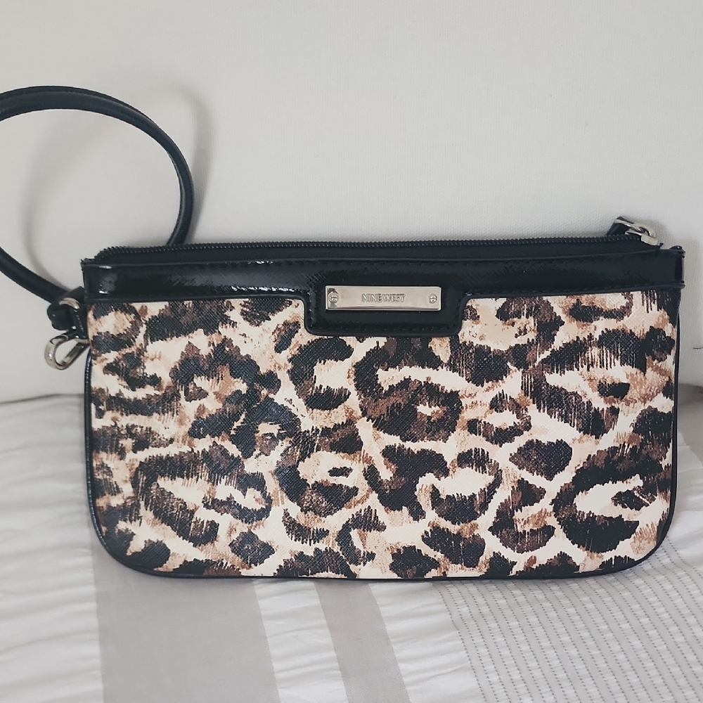 Nine West Leopard Wristlet